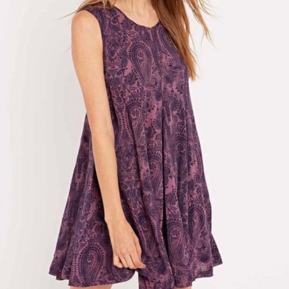 Free People Dresses & Skirts - RARE Free People Dress 💜🖤